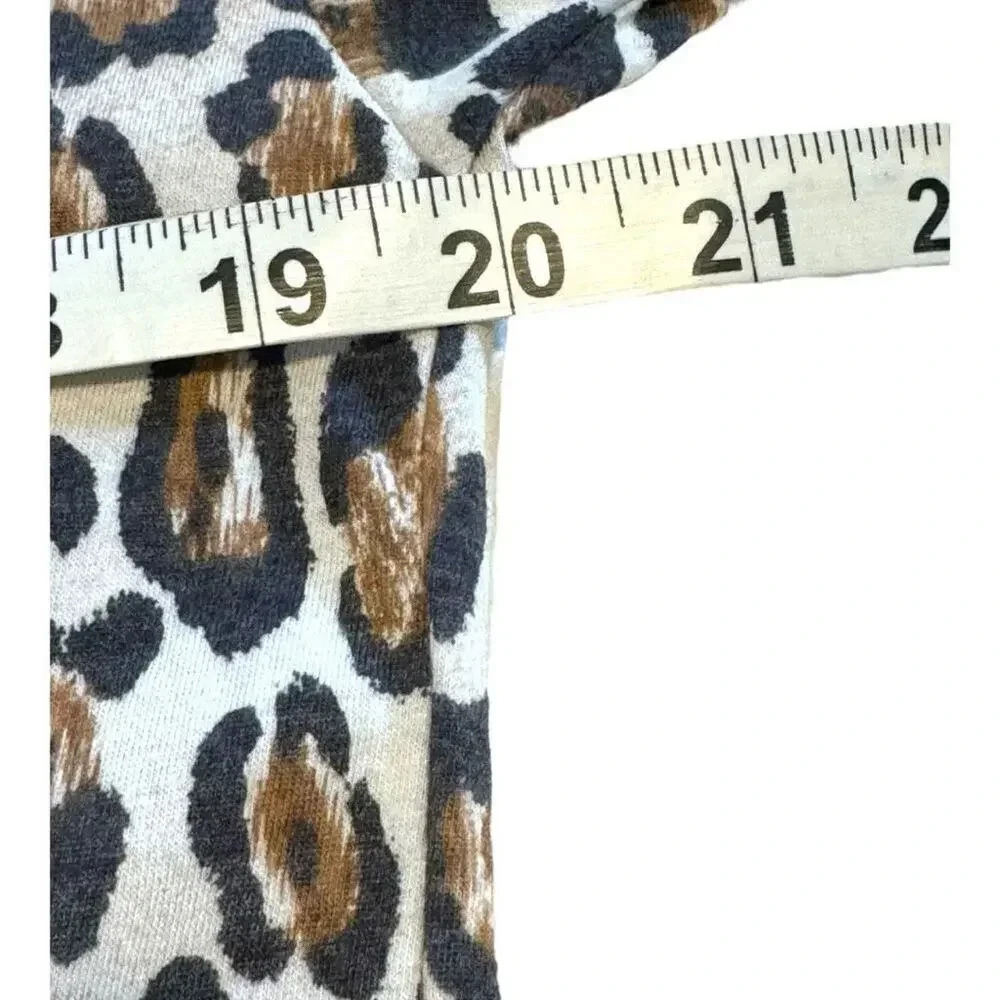 Victoria’s Secret Women’s Small Leopard‎ Print Short Sleeved Top - Picture 5 of 6